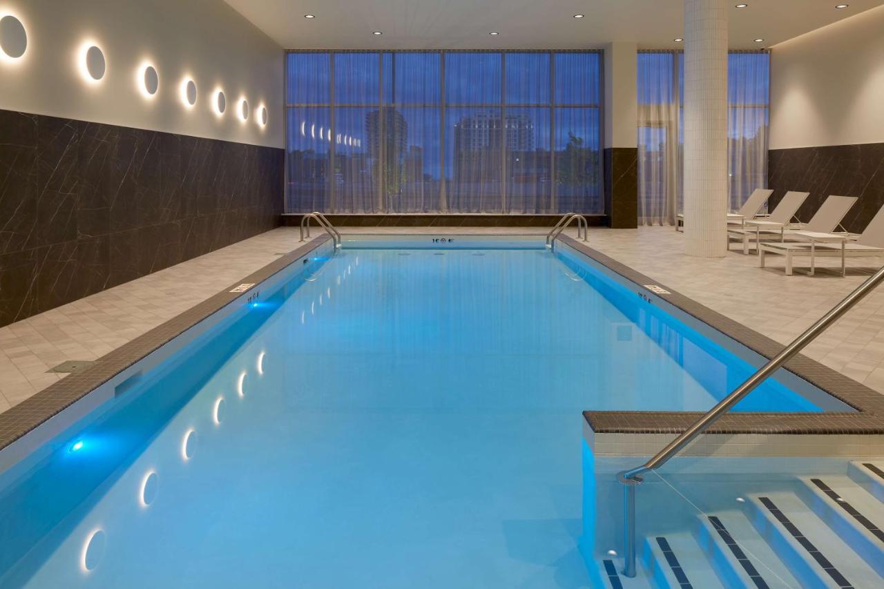 Homewood Suites By Hilton Montreal Midtown Exterior photo